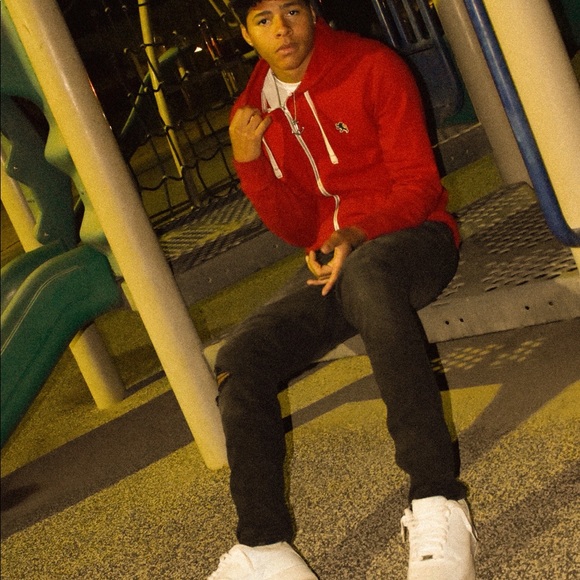 Meet your Posher, Mekhi - Picture 5 of 6